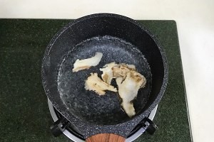 健康养生佳品当归鸡蛋红糖水的做法