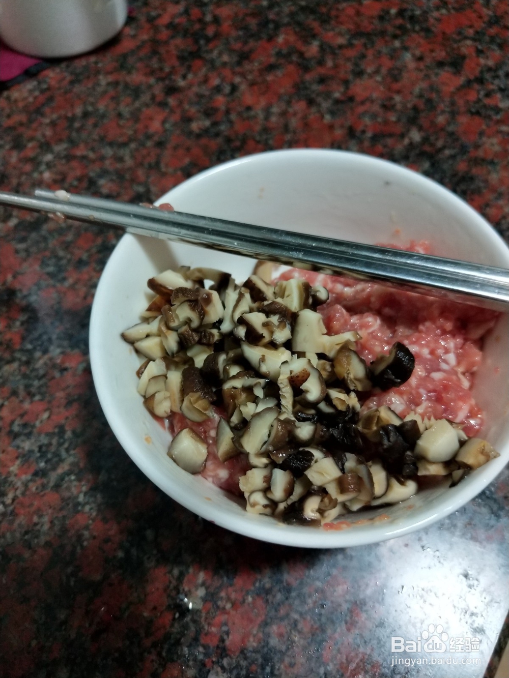 香菇瘦肉炆豆腐
