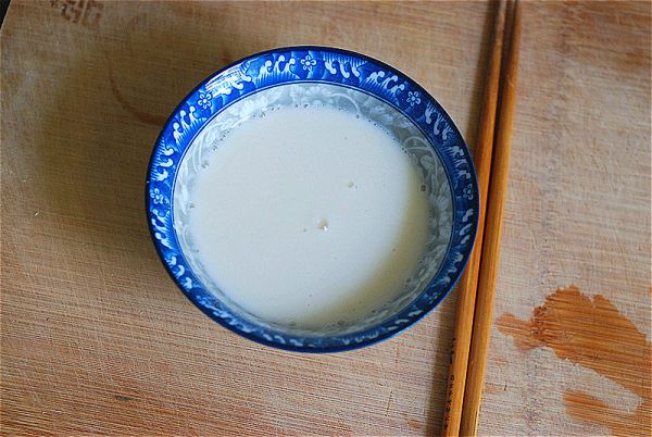 葱香肉松面包卷