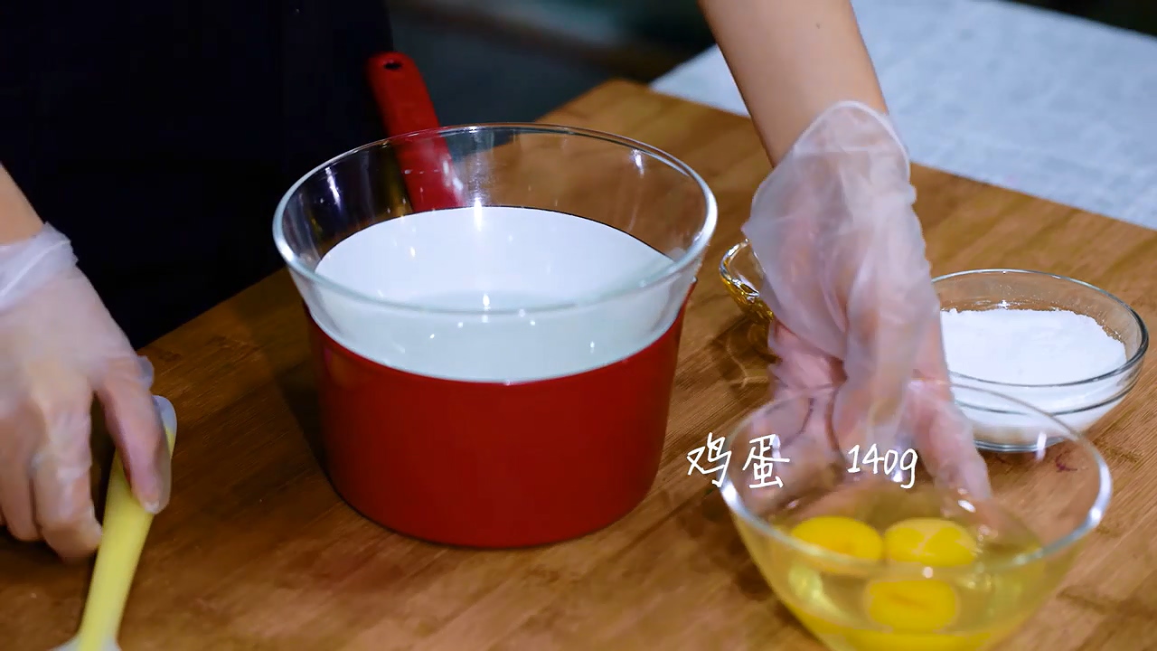 怎样做红丝绒漩涡蛋糕