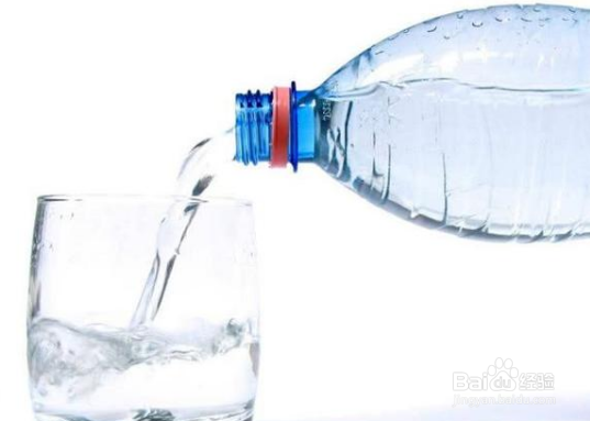 如何辨别矿泉水的真假?