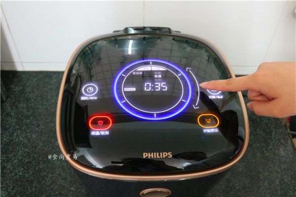 五花肉腊肠豇豆焖饭