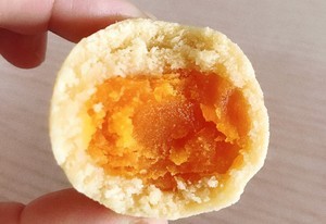 懒人版蛋黄酥的做法