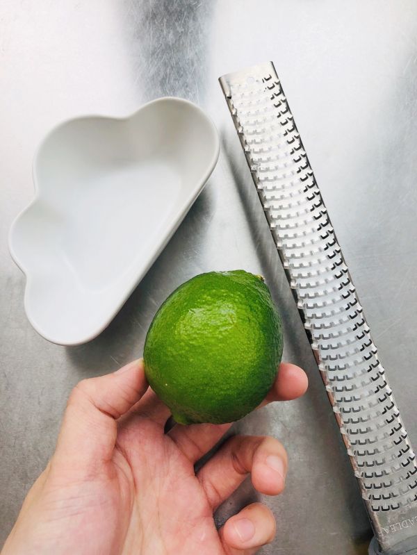 青柠酸奶油虾盅