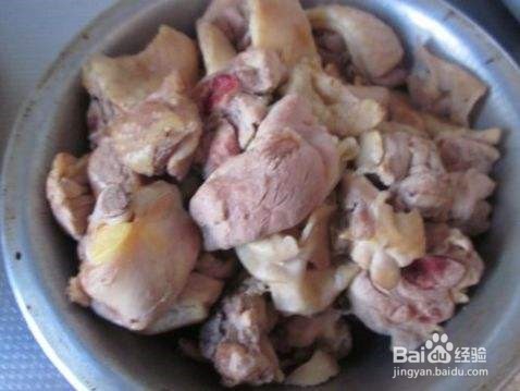 炖鸡肉的做法