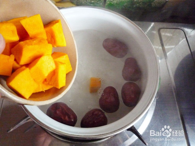 养颜红枣南瓜汤