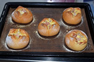 芝士熔岩面包的做法