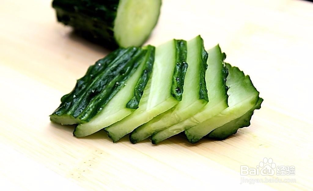 五彩斑鱼怎么做,如何烧烤馋小五。