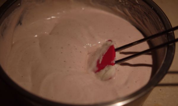 草莓酸奶慕斯蛋糕