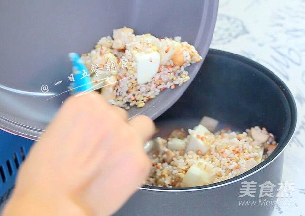 香菇芋头饭的做法