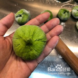 超软菠菜咸蛋黄乳酪面包