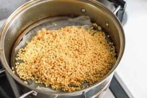 如何做风味绿豆爽？