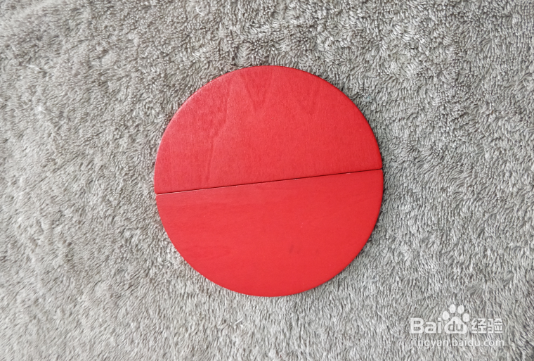 含四个半圆形的鸟儿用蒙氏积木怎样拼？