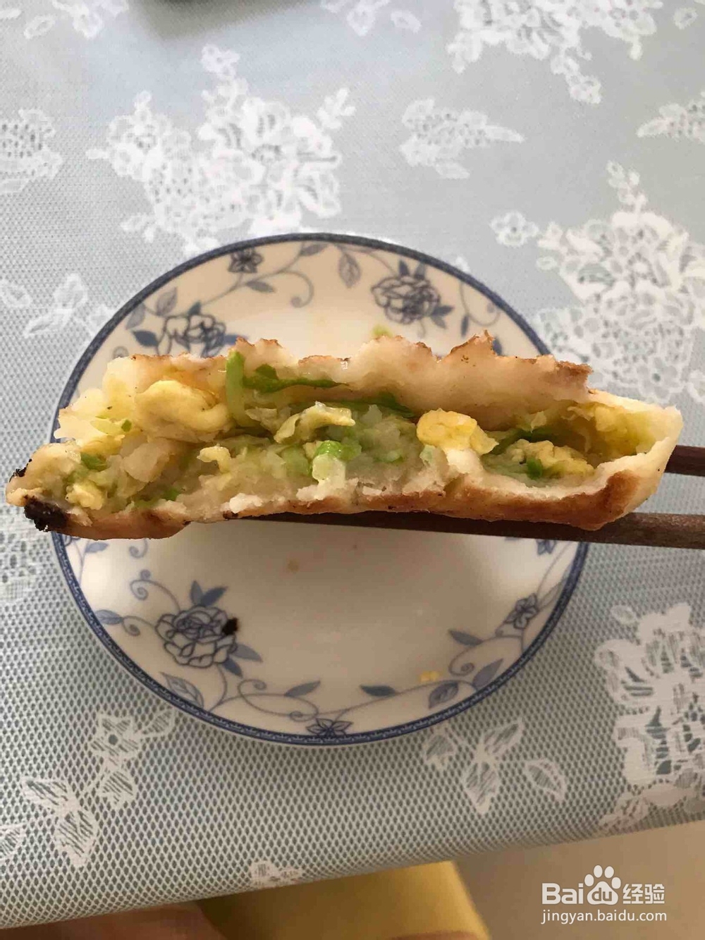 西湖鸡蛋虾仁馅饼的制作方法