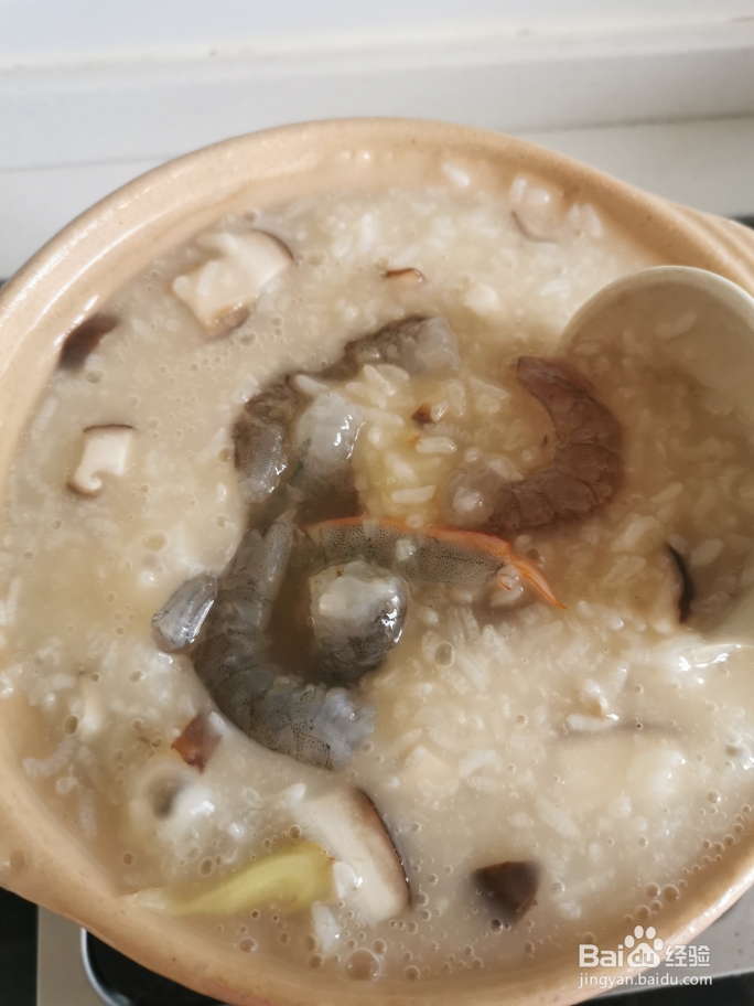 萌新也会做的砂锅香菇虾仁粥