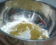 蒜香花生酱面包卷