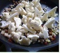 让你爱上做饭的快手小炒——食色俱佳的干煸菜花