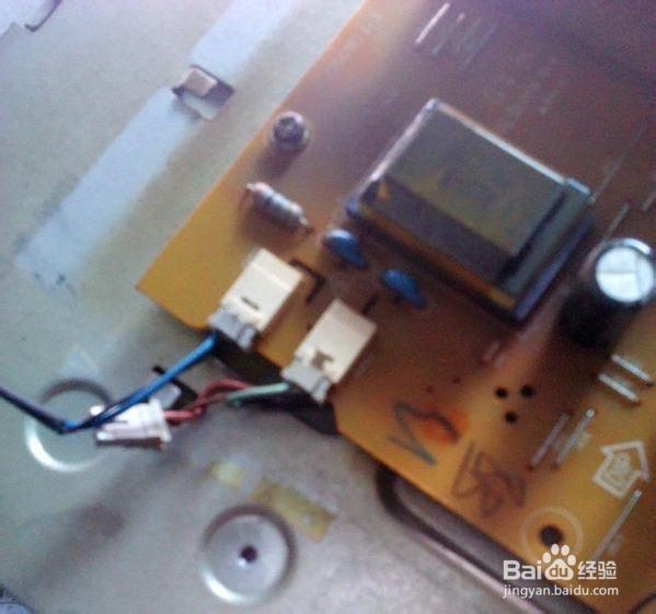 液晶显示器 小白巧妙屏蔽老化灯管维修