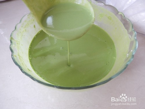 清新早餐饼：菠菜米饼