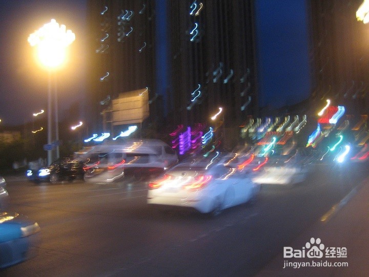 夜间怎样拍远景和近景的画面
