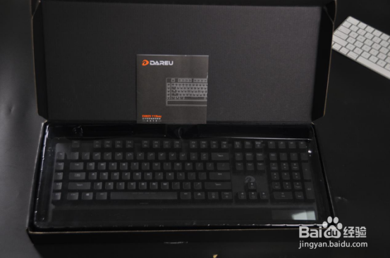 不一样的玩法，达尔优EK825机械键盘评测