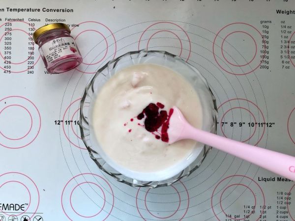 巧克力果酱慕斯蛋糕