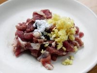 尝兽观教你做‘葱爆羊肉’