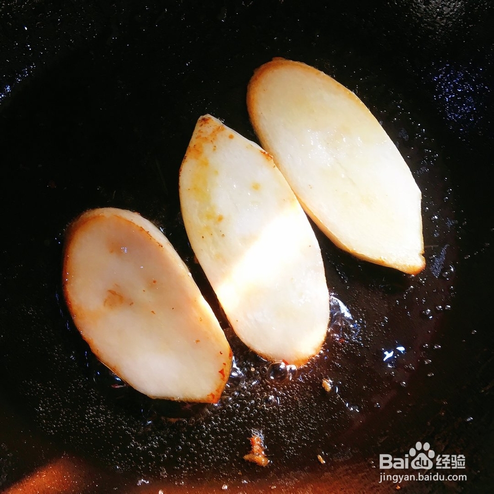 一个人做番茄汁杏鲍菇鸡胸