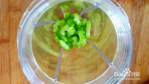 莲子苦瓜汁