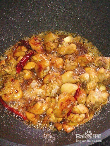 板栗烧鸡的做法