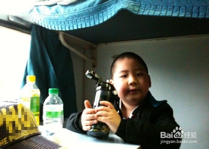 小孩坐卧铺火车注意事项