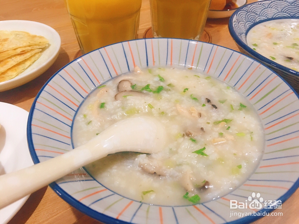 非常简单的香菇鸡肉粥