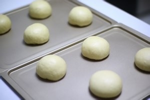 南瓜芋泥肉松软欧