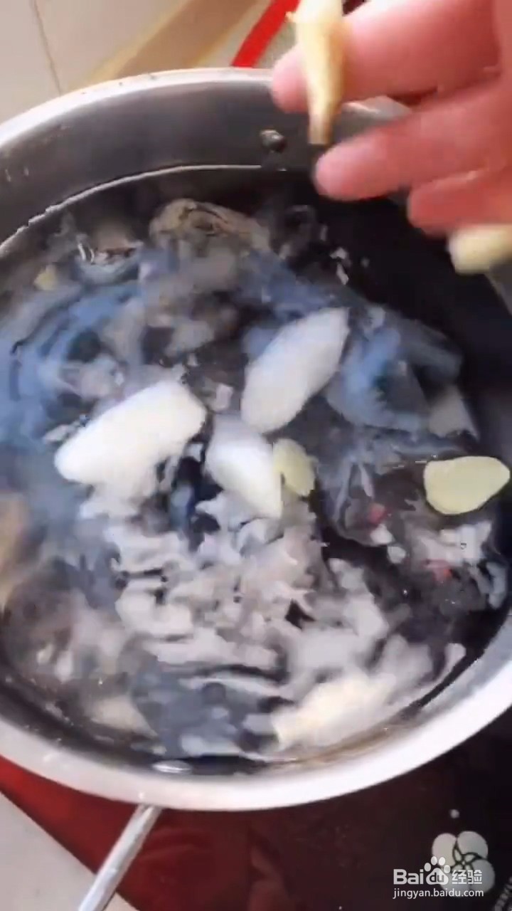 如何制作美味的乌鸡汤