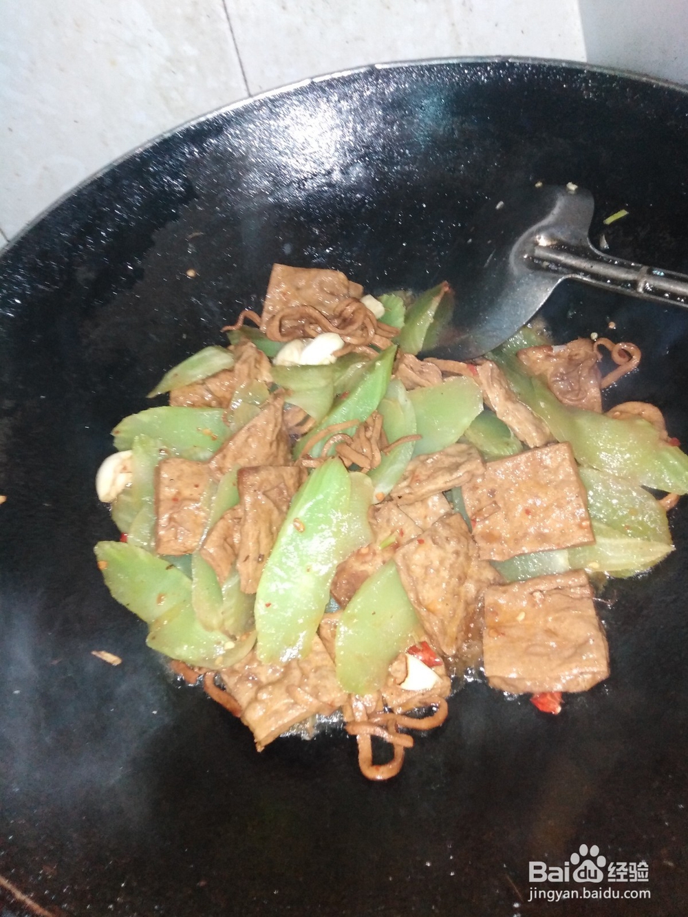 卤豆腐如何炒莴笋根？