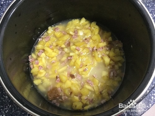 又到菠萝盛产时,来做好吃的菠萝饭吧!