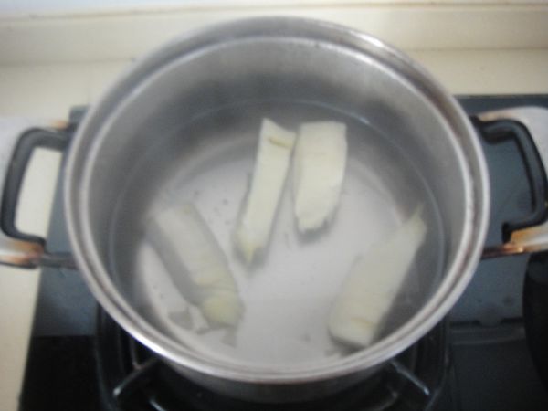 榨菜笋丁鲜肉饼