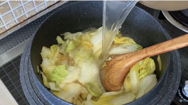 浓汤白菜炖粉条