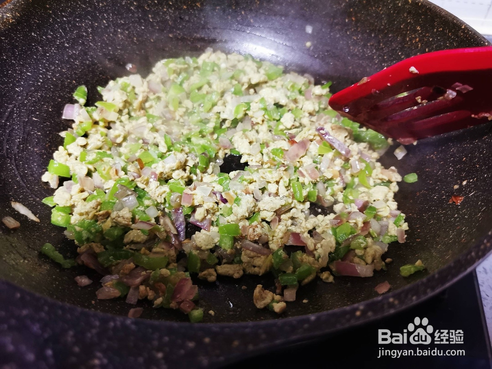 芳香四溢的青椒炒鸡蛋的做法