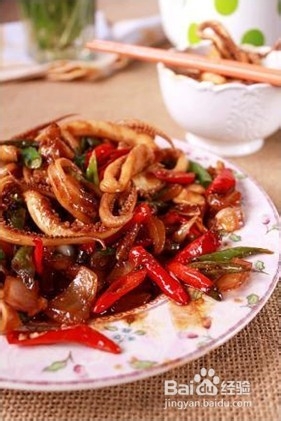 【酱爆鱿鱼】白米饭的最好伴侣甜辣过瘾的鱿鱼
