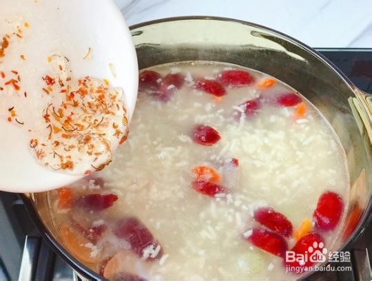 怎么做红枣枸杞醪糟汤圆