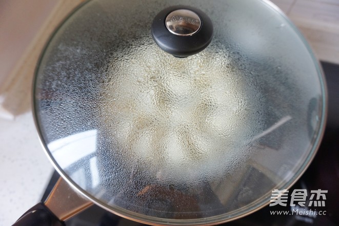 冰花生煎饺的做法
