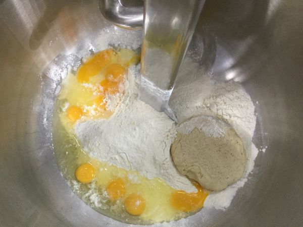 布里欧修面包brioche|僧侣头
