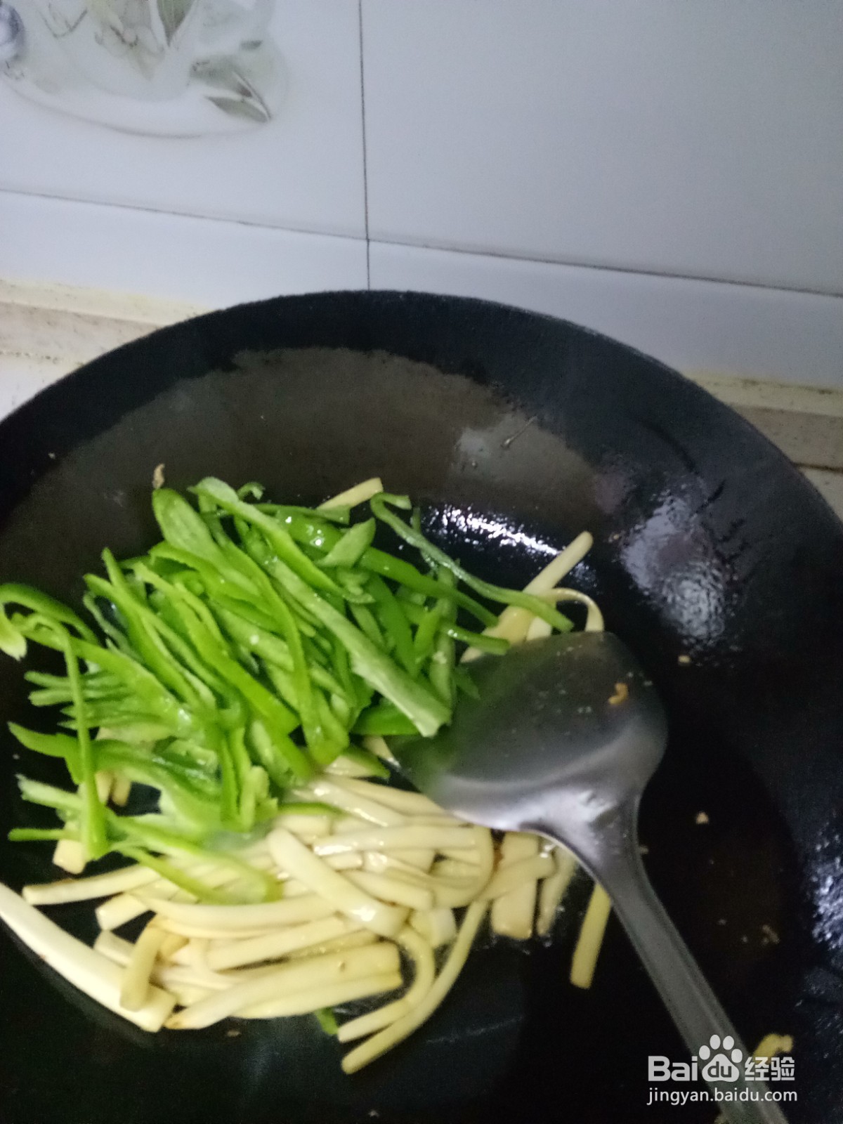 青椒杏鲍菇炒鸡蛋