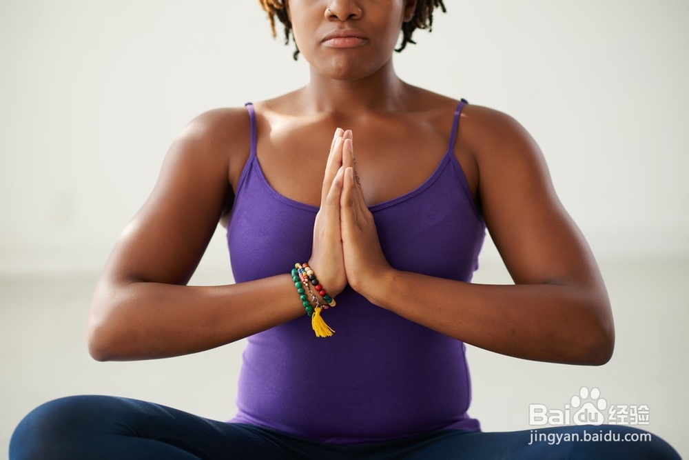 瑜伽鸽子式训练