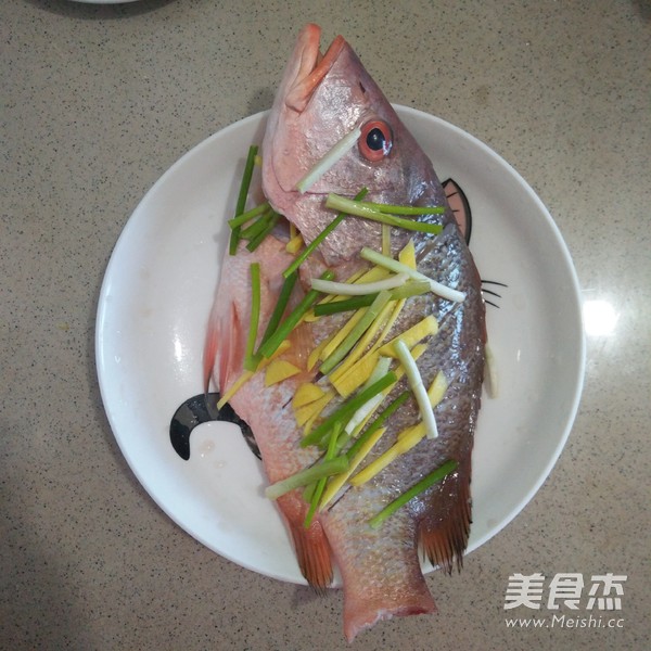 清蒸红友鱼的做法