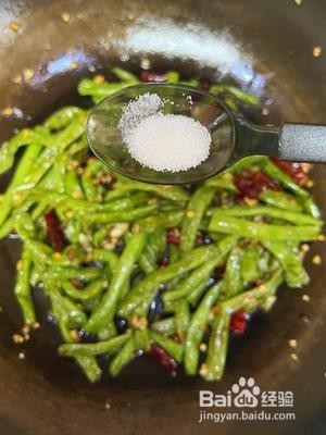 怎么做不放肉的干煸豆角