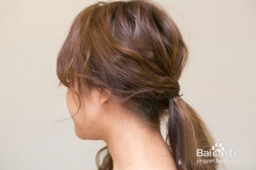 低垂丸子头 慵懒清新的低垂丸子头最in