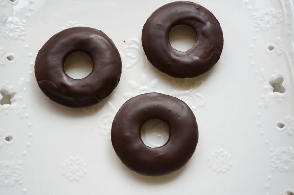 抹茶巧克力甜甜圈蛋糕