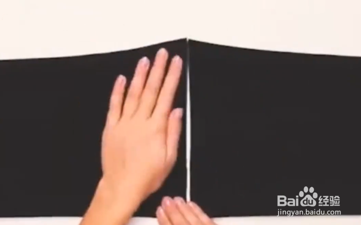 如何用旧衣服制作收纳袋